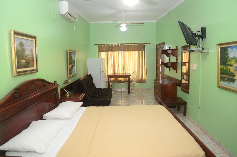 Hotel Garant & Suites Бока-Чика Экстерьер фото