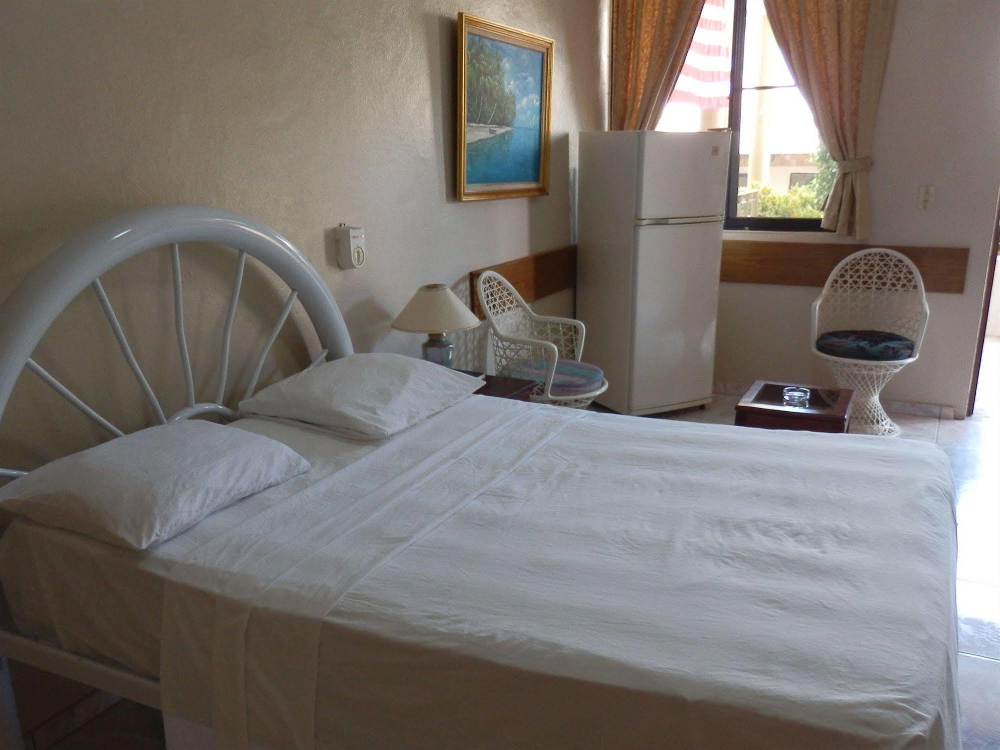 Hotel Garant & Suites Бока-Чика Экстерьер фото